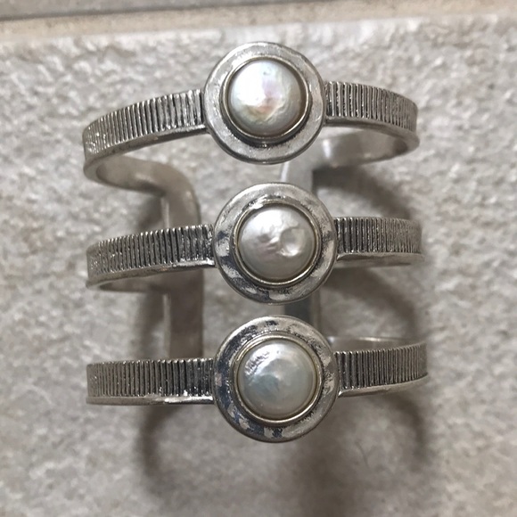 Lucky Brand Jewelry - Lucky Brand cuff bracelet mother of pearl/silver